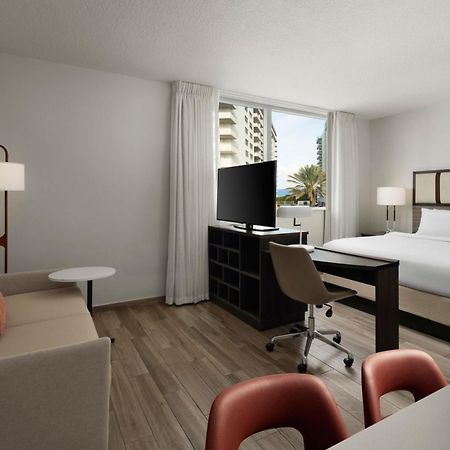 Residence Inn By Marriott Miami Beach Surfside Εξωτερικό φωτογραφία