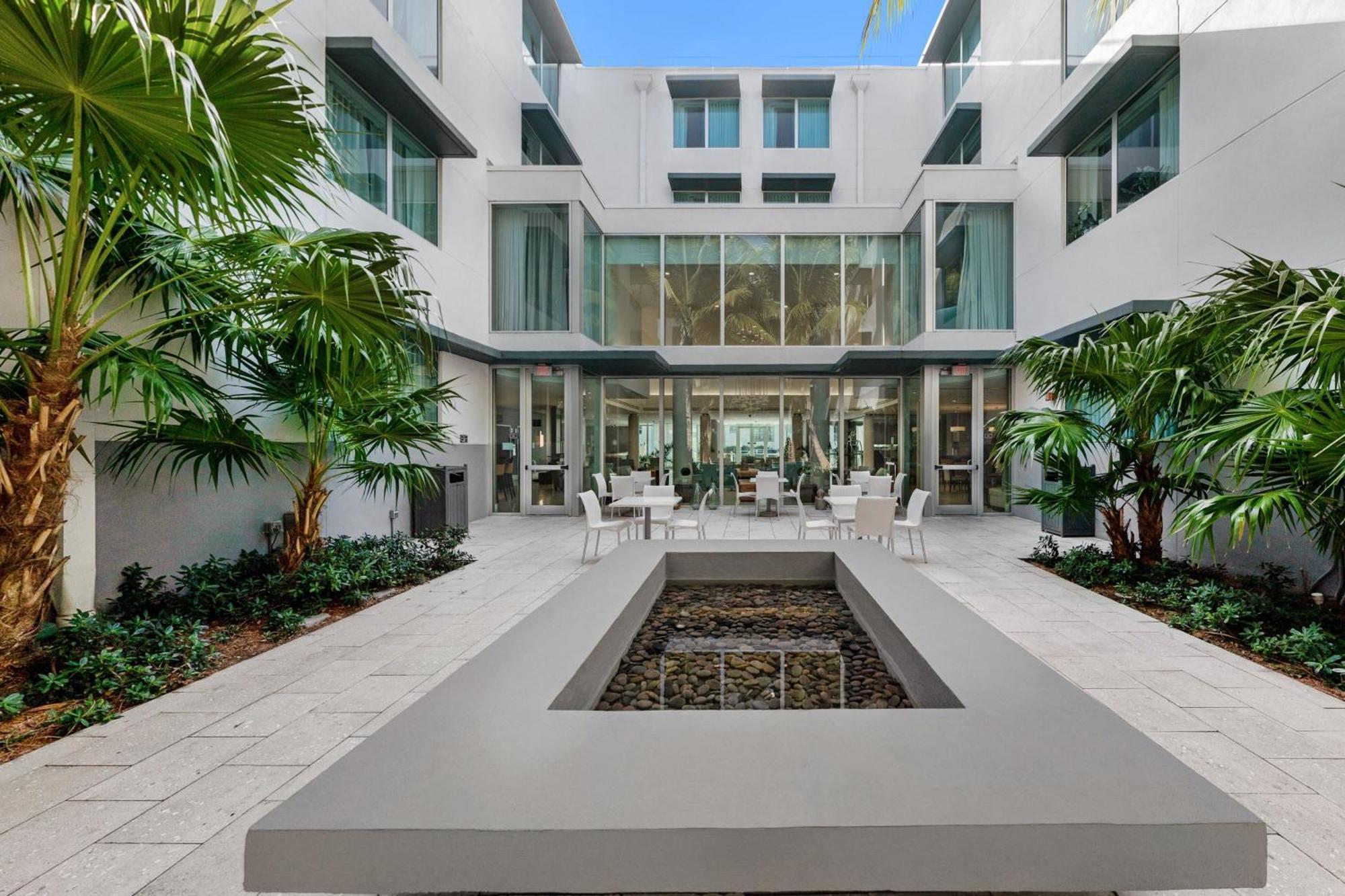 Residence Inn By Marriott Miami Beach Surfside Εξωτερικό φωτογραφία
